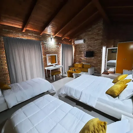 Piccolino 3* Sarandë