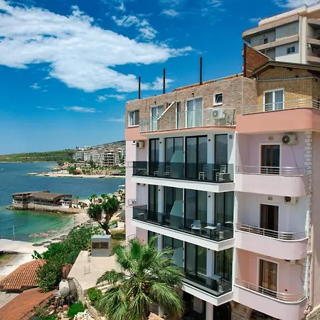 Piccolino 3* Sarandë