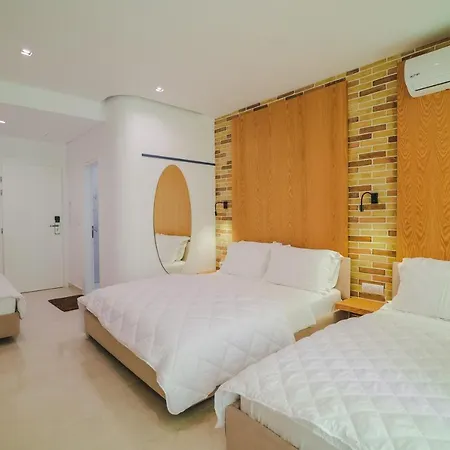 ホテル Piccolino Sarandë